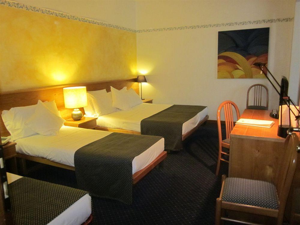 Hotel Marina Torri Del Benaco Εξωτερικό φωτογραφία