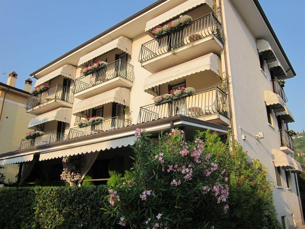 Hotel Marina Torri Del Benaco Εξωτερικό φωτογραφία